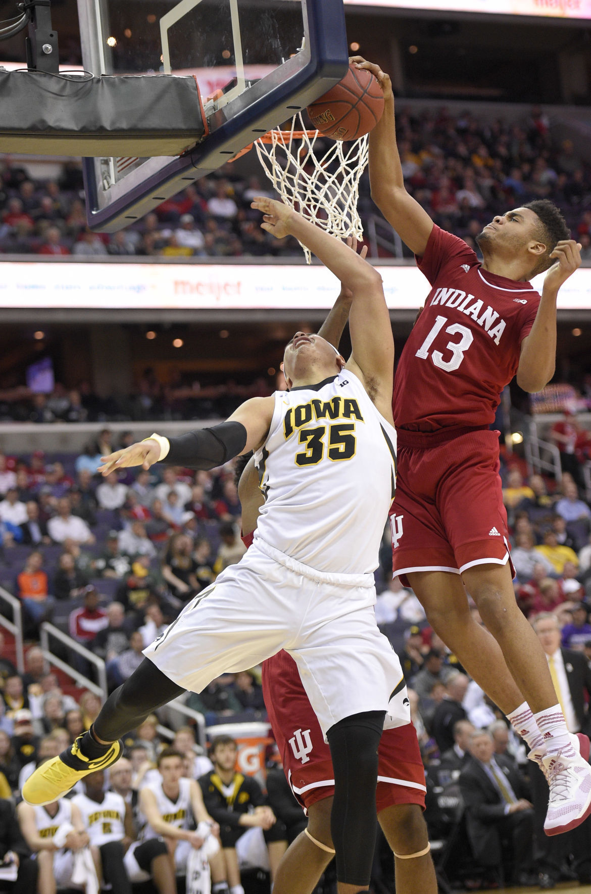 B10 Indiana Iowa Basketball